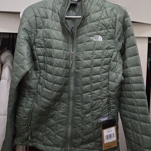 The North Face Laurel Wreath Green Eco Quilted Jacket